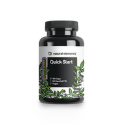 Eine schwarze Flasche NATURAL ELEMENTS Quick Start Kapseln aus der Gaming-Serie enthält 180 vegane Kapseln mit je 111 mg NewCaff™75 für eine langanhaltende Koffeinwirkung. Das vegane Label ist gut sichtbar und somit perfekt für deinen Gaming-Koffeinbedarf.