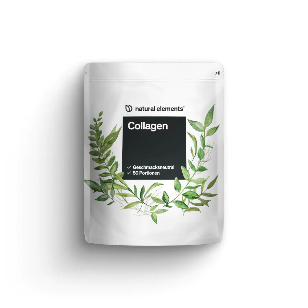 Ein weißer Beutel NATURAL ELEMENTS Collagen Pulver zeigt ein grünes Blattdesign mit deutschem Text und einem erfrischenden Orangen-Geschmack.