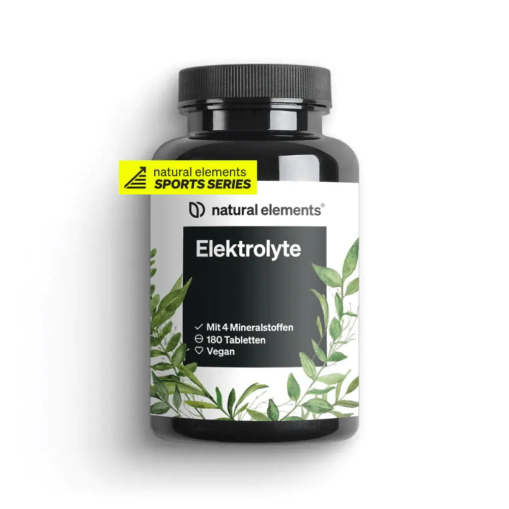 Eine schwarze Flasche „Elektrolyte Tabletten“ von NATURAL ELEMENTS mit 180 veganen Tabletten, angereichert mit Mineralstoffen. Die Verpackung ist mit grünen Blattmotiven und einem gelben Etikett der Sportserie versehen.