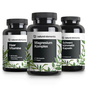 Drei schwarze Flaschen aus dem Twenty4Tim-Bundle der Marke natural elements werden vor einem weißen Hintergrund präsentiert.